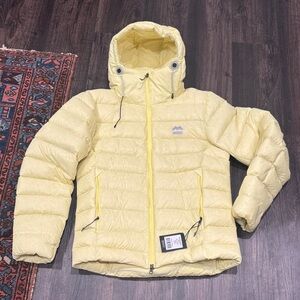 Beringia Bering Down Hoodie Jacket NWT